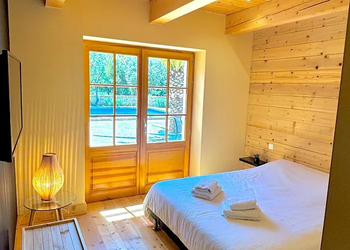 Maison En Pierre *